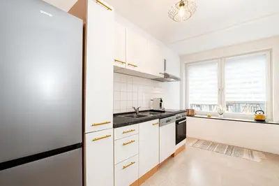 Küche/Küchenzeile in der Unterkunft Smart Home - Essen - Perfect for 5 Guests! Central - Balcony - Netflix - Free Parking Zone