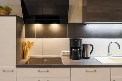 Küche/Küchenzeile in der Unterkunft zentrale Lage Apartment nähe Düsseldorf Airport, Messe