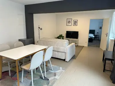 TV/Unterhaltungsangebot in der Unterkunft BSD Apartment - Self Check-in & Parkplatz