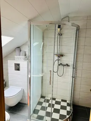 Ein Badezimmer in der Unterkunft Haus zum Nöckel
