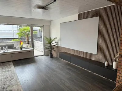 Küche/Küchenzeile in der Unterkunft Geräumiges Apartment mit XXL Leinwand I Parkplatz I WiFi