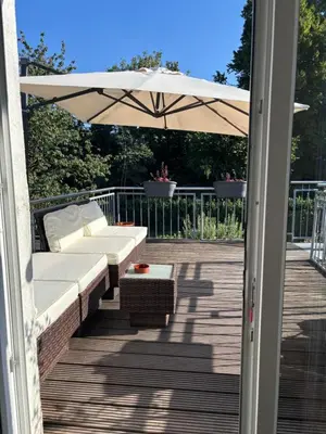 Ein Balkon oder eine Terrasse in der Unterkunft MESSE, Uniklinikum, Grugapark - Charmante Wohnung mit Dachterrasse in guter Lage