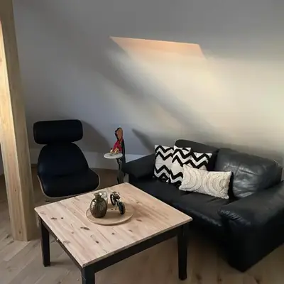 Moderne Ferienwohnung in Gelsenkirchen-Schalke für 1 bis 7 Personen mit Terrasse