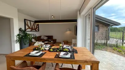 Ein Garten an der Unterkunft Ferienwohnung Alpakablick - inklusive Alpaka Meet & Greet an bestimmten Terminen