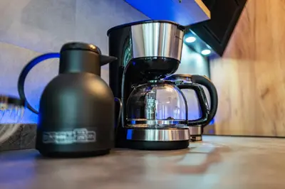 Kaffee-/Teezubehör in der Unterkunft M-14 Komfortable Wohnung 10 Min bis Moviepark
