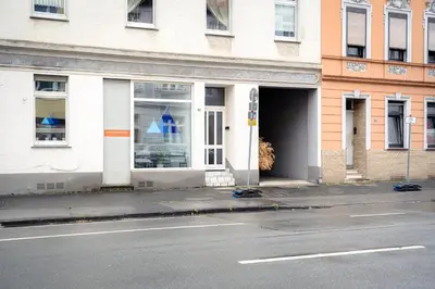 Eine Fassade oder ein Eingang zu Gemütliche Wohnung by Junik Apartments