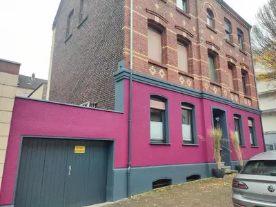 Das Gebäude in dem sich die Ferienwohnung befindet
