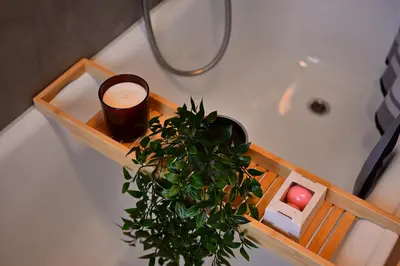Ein Badezimmer in der Unterkunft Romantic and Elegant 2-room apartment Wuppertal City Center Love Suite