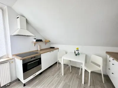 Küche/Küchenzeile in der Unterkunft Möbliertes Apartment in Herne-Mitte mit Parkplatz, Arbeitsplatz, WLAN- Super Anbindung an Autobahnen und ÖPNV -Für 1bis 3 Personen