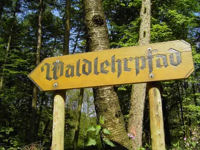 Ein Zertifikat, Auszeichnung, Logo oder anderes Dokument, das in der Unterkunft Hardter Auszeit ausgestellt ist