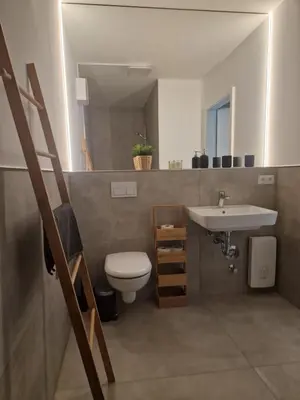 Ein Badezimmer in der Unterkunft Parkside Modernes Studio Appartment