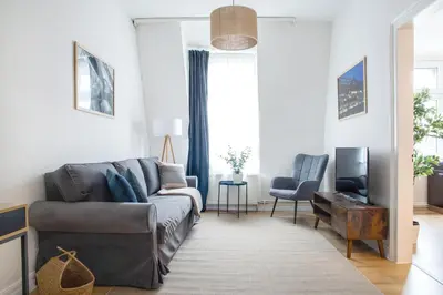 Ein Sitzbereich in der Unterkunft stayVision FS43 Wohnung 7 - 1 Schlafzimmer - 4 Gäste - top WLAN