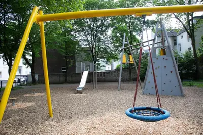 Ein Kinderspielbereich in der Unterkunft Idyllische Stadtwohnung