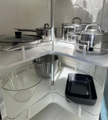 Küche/Küchenzeile in der Unterkunft Moderne Wohnung - renoviert 2024