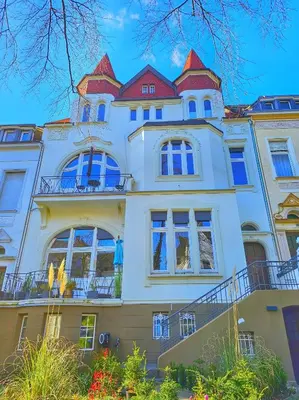 Das Gebäude in dem sich die Ferienwohnung befindet