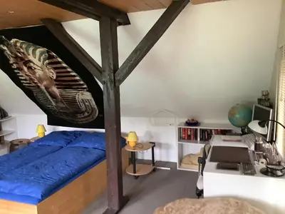 Ein Bett oder Betten in einem Zimmer der Unterkunft Separate schöne Ferienwohnung inclusive Parkplatz
