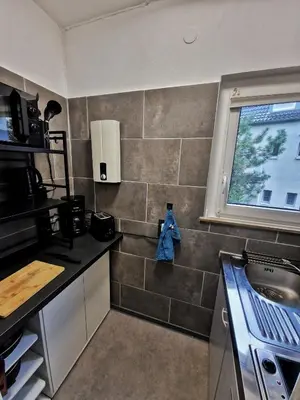 Küche/Küchenzeile in der Unterkunft Business Apartment am Bergmannsheil KH Wlan