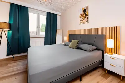 Ein Bett oder Betten in einem Zimmer der Unterkunft Smart Home - Bochum - Perfect for 6 Guests! Central - Netflix - Free Parking Zone
