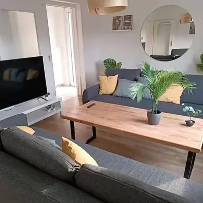 Comfortable Apartment with balcony