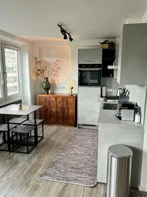 Küche/Küchenzeile in der Unterkunft Stillvolles Apartment mitten in little Tokyo