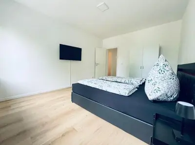 TV/Unterhaltungsangebot in der Unterkunft Große 80qm Wohnung mit mehreren Zimmern