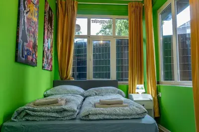 Ein Bett oder Betten in einem Zimmer der Unterkunft Stylish apartment with terrace for up to 6 people