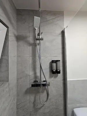 Ein Badezimmer in der Unterkunft Modern townhouse in Wuppertal