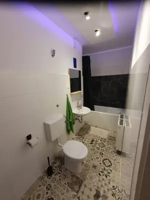 Ein Badezimmer in der Unterkunft Apartment Duisburg North