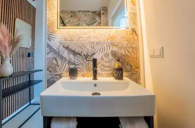 Ein Badezimmer in der Unterkunft Marisol Design Apartment mit eigenem Stellplatz