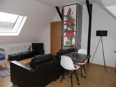 TV/Unterhaltungsangebot in der Unterkunft Bei Pina - Schöne Dachgeschosswohnung nahe Düsseldorf