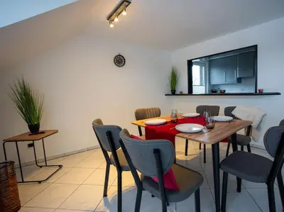 TV/Unterhaltungsangebot in der Unterkunft Serviceroom24 - Apartment 4 in Gladbeck WLAN - Smart-TV - 24-7 Check-in und Küche