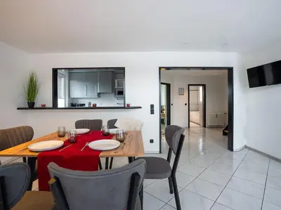 TV/Unterhaltungsangebot in der Unterkunft Serviceroom24 - Apartment 4 in Gladbeck WLAN - Smart-TV - 24-7 Check-in und Küche