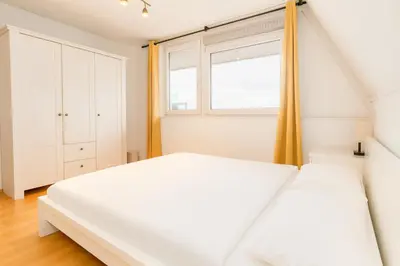Ein Bett oder Betten in einem Zimmer der Unterkunft Cozy-Stay II, 2-Room Flat for Vacation & Messe, Düsseldorf, Perfect Connectivity