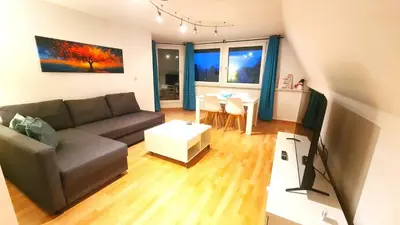 Ein Sitzbereich in der Unterkunft Cozy-Stay II, 2-Room Flat for Vacation & Messe, Düsseldorf, Perfect Connectivity