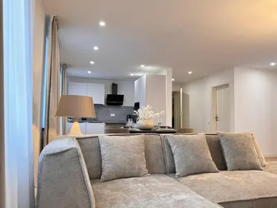 Ein Sitzbereich in der Unterkunft 100qm City Wohnung für 6 mit Privatparkplatz