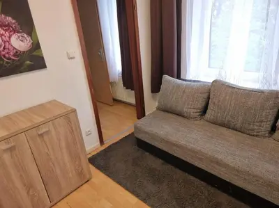 Ein Sitzbereich in der Unterkunft Monteurunterkunft Nähe CentrO - 2OGR