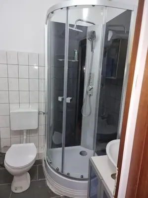 Ein Badezimmer in der Unterkunft Monteurunterkunft Nähe CentrO - 2OGR