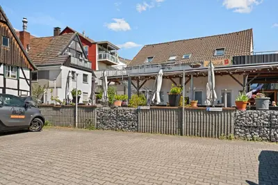 Das Gebäude in dem sich die Ferienwohnung befindet