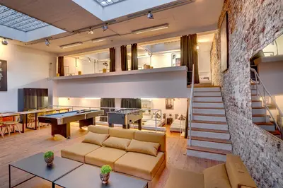 Ein Sitzbereich in der Unterkunft Bachelor I ette I XXL Altstadt Loft I 900m I Fun