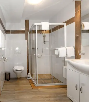 Ein Badezimmer in der Unterkunft Hotel Alte Fabrik