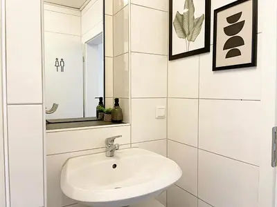 Ein Badezimmer in der Unterkunft Große 6 Personen Wohnung I Balkon I zentral I Boxspringbett I Wifi