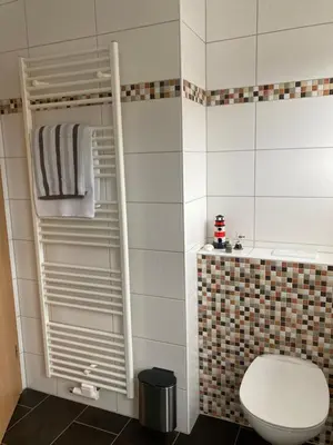 Ein Badezimmer in der Unterkunft Ferienwohnung - Monteurwohnung