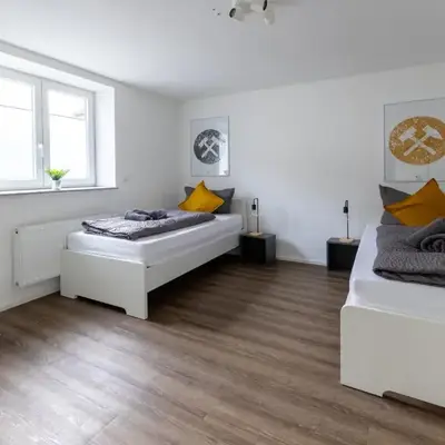 2 BR with free parking and terrace