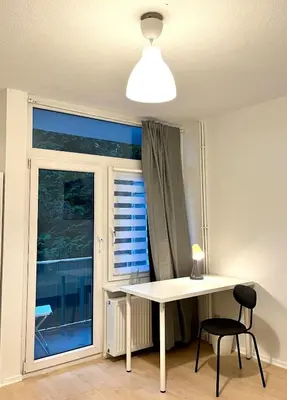 Grundriss der Unterkunft Tolles neues Apartment mit Balkon, EBK, Wlan, Smart TV, Netflix