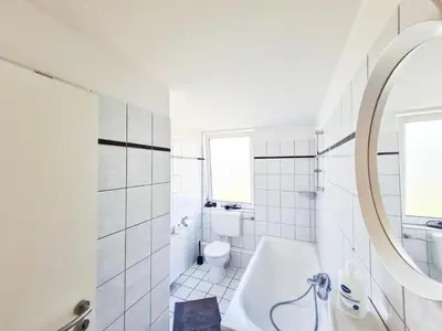 Ein Badezimmer in der Unterkunft homes of ruhr - Monteurwohnung Malocher