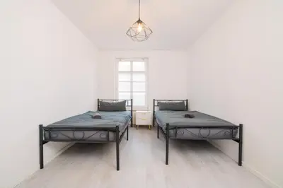 Ein Bett oder Betten in einem Zimmer der Unterkunft Smart Home - Wuppertal - Perfect for 6-8 Guests! Netflix - Central - Free Parking Zone