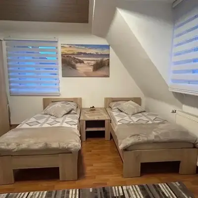 Mia Ein Zimmer für 2 Personen in eine WG