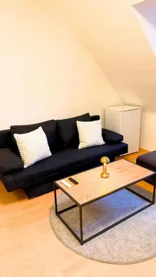 Ein Sitzbereich in der Unterkunft Moderne Wohnung mit Arbeitsplatz, Netflix, Nespresso & privatem Stellplatz