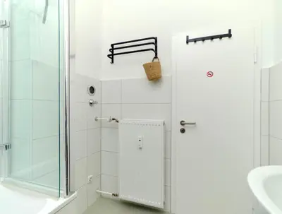 Ein Badezimmer in der Unterkunft Moderne Wohnung mit Balkon ideal für Familien und Geschäftsreisende