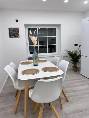 Grundriss der Unterkunft Modernes Haus mit Garten & Privatparkplatz Villa